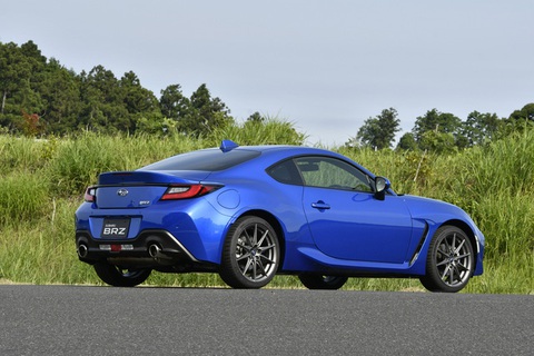 Subaru BRZ giá 1,9 tỉ đồng tại Việt Nam - Xe thể thao kén người chơi - Ảnh 2. Subaru BRZ giá 1,9 tỉ đồng tại Việt Nam - Xe thể thao kén người chơi - Ảnh 2.