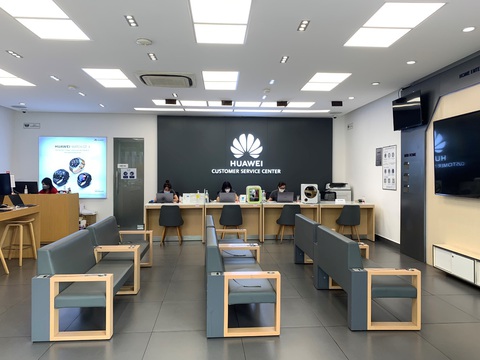 Yên tâm tuyệt đối khi mua laptop và thiết bị công nghệ Huawei nhờ chính sách bảo hành chu đáo - Ảnh 3. Yên tâm tuyệt đối khi mua laptop và thiết bị công nghệ Huawei nhờ chính sách bảo hành chu đáo - Ảnh 3.