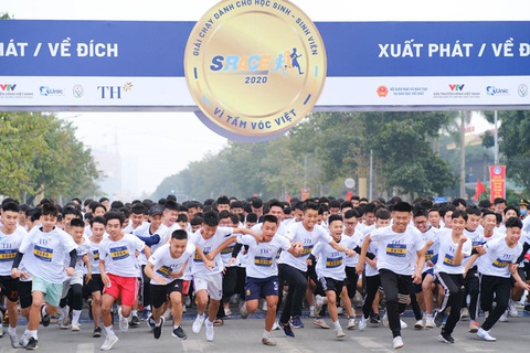 2 triệu vận động viên hưởng ứng giải chạy S-Race 2022 - Ảnh 4. 2 triệu vận động viên hưởng ứng giải chạy S-Race 2022 - Ảnh 4.
