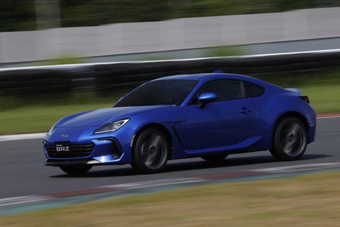 Subaru BRZ giá 1,9 tỉ đồng tại Việt Nam - Xe thể thao kén người chơi - Ảnh 7. Subaru BRZ giá 1,9 tỉ đồng tại Việt Nam - Xe thể thao kén người chơi - Ảnh 7.