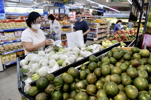 Thị trường trái cây giải nhiệt: Hàng dồi dào, giá tốt - Ảnh 1. Thị trường trái cây giải nhiệt: Hàng dồi dào, giá tốt - Ảnh 1.
