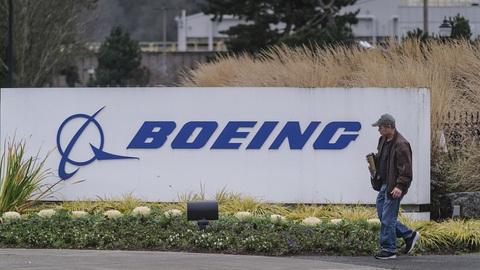 Boeing hỗ trợ điều tra vụ máy bay rơi ở Trung Quốc - Ảnh 1. Boeing hỗ trợ điều tra vụ máy bay rơi ở Trung Quốc - Ảnh 1.