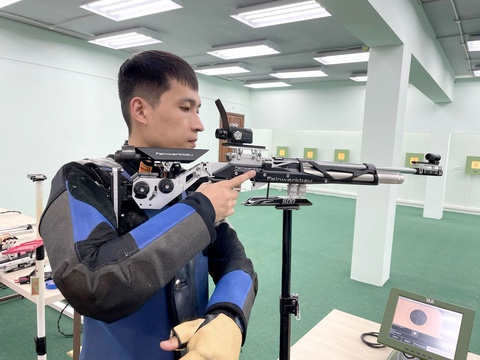 Xạ thủ Việt Nam làm quen với trường bắn mới của SEA Games 31 - Ảnh 1. Xạ thủ Việt Nam làm quen với trường bắn mới của SEA Games 31 - Ảnh 1.