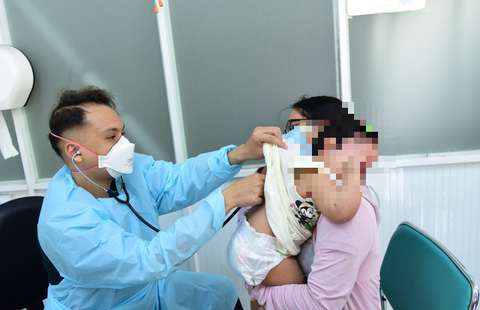 Omicron có liên quan đến co giật ở trẻ em - Ảnh 1. Omicron có liên quan đến co giật ở trẻ em - Ảnh 1.