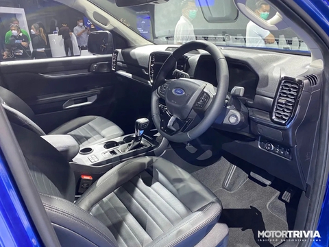 Cận cảnh Ford Ranger và Everest 2023 vừa ra mắt Thái Lan, về Việt Nam cuối năm nay - Ảnh 13. Cận cảnh Ford Ranger và Everest 2023 vừa ra mắt Thái Lan, về Việt Nam cuối năm nay - Ảnh 13.
