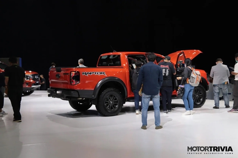 Cận cảnh Ford Ranger và Everest 2023 vừa ra mắt Thái Lan, về Việt Nam cuối năm nay - Ảnh 8. Cận cảnh Ford Ranger và Everest 2023 vừa ra mắt Thái Lan, về Việt Nam cuối năm nay - Ảnh 8.