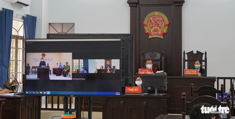 Tòa TP Thủ Đức xử trực tuyến từ nhà tạm giữ - Ảnh 1. Tòa TP Thủ Đức xử trực tuyến từ nhà tạm giữ - Ảnh 1.