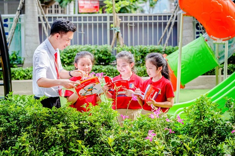 Royal School tổ chức kiểm tra đánh giá năng lực đầu vào đợt 1 năm 2022 - Ảnh 4. Royal School tổ chức kiểm tra đánh giá năng lực đầu vào đợt 1 năm 2022 - Ảnh 4.