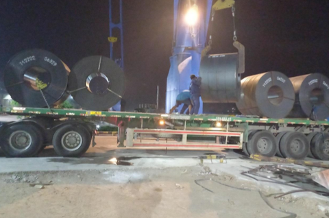 Hiệp hội Vận tải hàng hóa TP.HCM tố doanh nghiệp chở tôn, thép quá tải - Ảnh 2. Hiệp hội Vận tải hàng hóa TP.HCM tố doanh nghiệp chở tôn, thép quá tải - Ảnh 2.