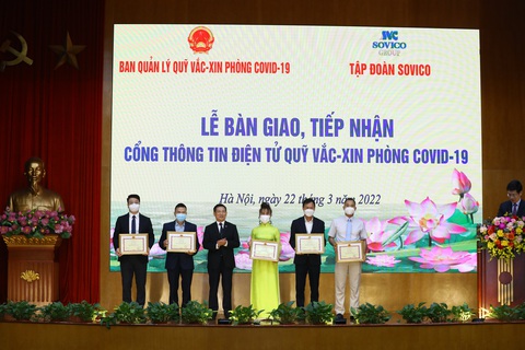 Sovico bàn giao cổng thanh toán trực tuyến Quỹ vắc xin phòng COVID-19 cho Bộ Tài chính - Ảnh 2. Sovico bàn giao cổng thanh toán trực tuyến Quỹ vắc xin phòng COVID-19 cho Bộ Tài chính - Ảnh 2.
