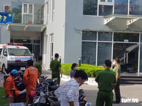 Nghi người mẹ tự phóng hỏa gây cháy làm hai mẹ con tử vong ở chung cư Carillon 5 - Ảnh 1. Nghi người mẹ tự phóng hỏa gây cháy làm hai mẹ con tử vong ở chung cư Carillon 5 - Ảnh 1.