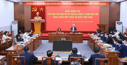 Cán bộ Mặt trận: có bản lĩnh để nói, xuất phát từ lợi ích nhân dân - Ảnh 2. Cán bộ Mặt trận: có bản lĩnh để nói, xuất phát từ lợi ích nhân dân - Ảnh 2.