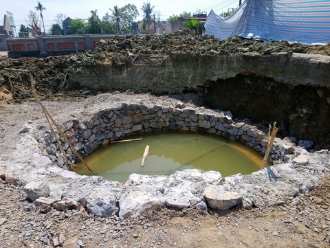 Tạm dừng tu bổ giếng ngọc thuộc dự án tôn tạo di tích đền thờ Lê Văn Hưu - Ảnh 1. Tạm dừng tu bổ giếng ngọc thuộc dự án tôn tạo di tích đền thờ Lê Văn Hưu - Ảnh 1.