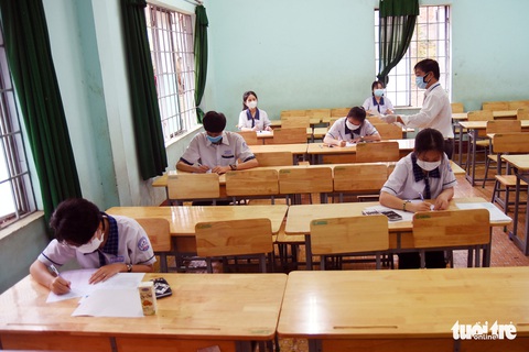 Các trường kiến nghị tăng độ khó đề thi tốt nghiệp - Ảnh 1. Các trường kiến nghị tăng độ khó đề thi tốt nghiệp - Ảnh 1.