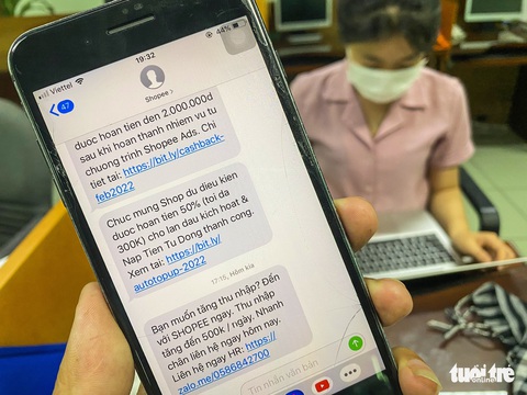 Bẫy tìm việc online, nạn nhân có cả mẹ bỉm sữa, dân văn phòng, người giỏi công nghệ... - Ảnh 1. Bẫy tìm việc online, nạn nhân có cả mẹ bỉm sữa, dân văn phòng, người giỏi công nghệ... - Ảnh 1.