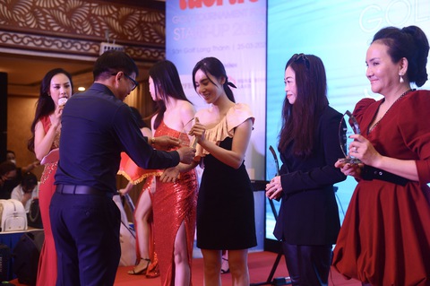 Sôi nổi đêm Gala trao giải Golf Tournament For Start-up 2022 - Ảnh 8. Sôi nổi đêm Gala trao giải Golf Tournament For Start-up 2022 - Ảnh 8.