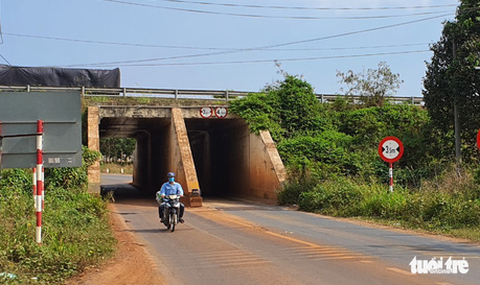 Sáng nay hạn chế xe đi lại ở khu vực thi công sân bay Long Thành - Ảnh 1. Sáng nay hạn chế xe đi lại ở khu vực thi công sân bay Long Thành - Ảnh 1.