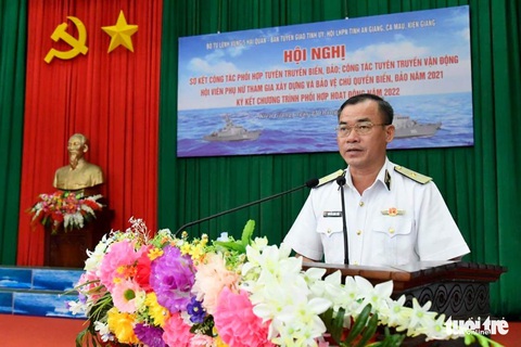 Bộ tư lệnh Vùng 5 hải quân sơ kết công tác phối hợp tuyên truyền biển, đảo - Ảnh 2. Bộ tư lệnh Vùng 5 hải quân sơ kết công tác phối hợp tuyên truyền biển, đảo - Ảnh 2.