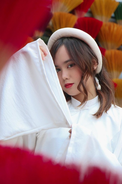 Giới trẻ xúng xính áo dài quảng bá Huế thành điểm đến an toàn và thân thiện - Ảnh 8. Giới trẻ xúng xính áo dài quảng bá Huế thành điểm đến an toàn và thân thiện - Ảnh 8.