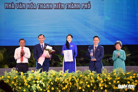 Giải thưởng Hồ Hảo Hớn 2022: Thích ứng từ yêu cầu thực tế - Ảnh 2. Giải thưởng Hồ Hảo Hớn 2022: Thích ứng từ yêu cầu thực tế - Ảnh 2.