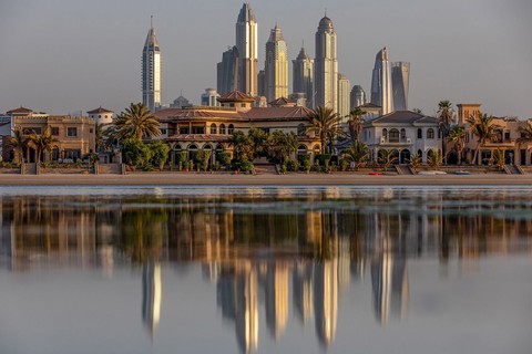 Cuộc săn nhà ở Dubai của tỉ phú Abramovich và giới nhà giàu Nga - Ảnh 1. Cuộc săn nhà ở Dubai của tỉ phú Abramovich và giới nhà giàu Nga - Ảnh 1.