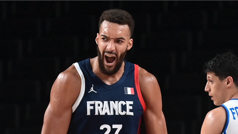 Đội hình đắt giá nhất NBA có thể lên đến hơn 4.764 tỉ đồng - Ảnh 3. Đội hình đắt giá nhất NBA có thể lên đến hơn 4.764 tỉ đồng - Ảnh 3.