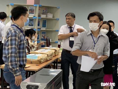 Thi đánh giá năng lực: Thí sinh thoải mái, tự tin - Ảnh 4. Thi đánh giá năng lực: Thí sinh thoải mái, tự tin - Ảnh 4.