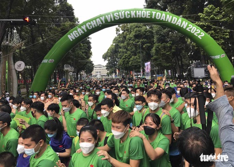 Hơn 30.000 người tham gia Ngày chạy Olympic vì sức khỏe toàn dân - Ảnh 1. Hơn 30.000 người tham gia Ngày chạy Olympic vì sức khỏe toàn dân - Ảnh 1.