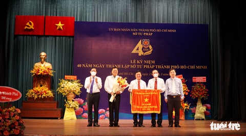 Nhiều mô hình đầu tiên gắn liền với Sở Tư pháp TP.HCM - Ảnh 2. Nhiều mô hình đầu tiên gắn liền với Sở Tư pháp TP.HCM - Ảnh 2.