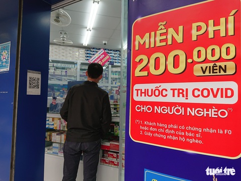 Hà Nội: Thuốc điều trị COVID-19, kit xét nghiệm ‘hạ nhiệt’ - Ảnh 2. Hà Nội: Thuốc điều trị COVID-19, kit xét nghiệm ‘hạ nhiệt’ - Ảnh 2.