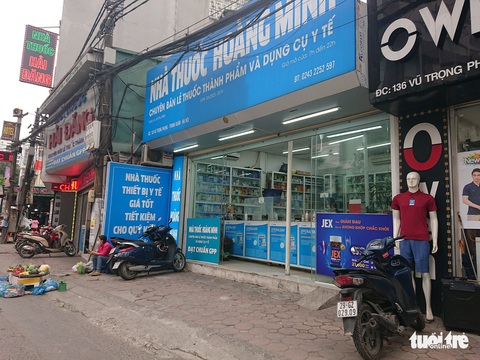 Hà Nội: Thuốc điều trị COVID-19, kit xét nghiệm ‘hạ nhiệt’ - Ảnh 1. Hà Nội: Thuốc điều trị COVID-19, kit xét nghiệm ‘hạ nhiệt’ - Ảnh 1.