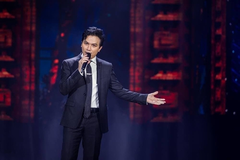 Noo Phước Thịnh phải tiếp oxy giữa đêm, Mỹ Tâm xin lỗi vì sự cố đêm nhạc My Soul 1981 - Ảnh 4. Noo Phước Thịnh phải tiếp oxy giữa đêm, Mỹ Tâm xin lỗi vì sự cố đêm nhạc My Soul 1981 - Ảnh 4.