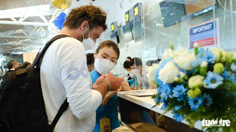 Hồi sinh du lịch Việt bằng cách nào? - Ảnh 3. Hồi sinh du lịch Việt bằng cách nào? - Ảnh 3.