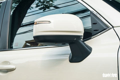 Chi tiết Toyota Land Cruiser MBS 2022 đầu tiên về Việt Nam: Nội thất đúng chất Chủ tịch - Ảnh 6. Chi tiết Toyota Land Cruiser MBS 2022 đầu tiên về Việt Nam: Nội thất đúng chất Chủ tịch - Ảnh 6.