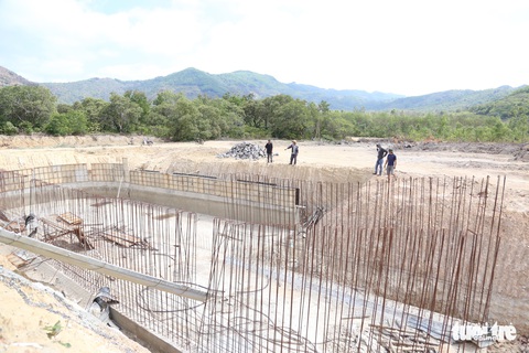 Tự nguyện giao đất nhưng chưa biết bao giờ được nhận tiền bồi thường - Ảnh 2. Tự nguyện giao đất nhưng chưa biết bao giờ được nhận tiền bồi thường - Ảnh 2.