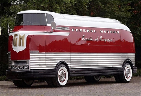 Những chiếc motorhome kỳ lạ nhất thế giới: Độ từ máy bay, lâu đài và cả du thuyền - Ảnh 4. Những chiếc motorhome kỳ lạ nhất thế giới: Độ từ máy bay, lâu đài và cả du thuyền - Ảnh 4.