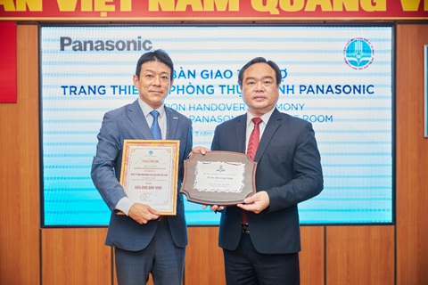 Panasonic Life Solutions tặng thiết bị thực hành cho sinh viên khoa Điện - Ảnh 1. Panasonic Life Solutions tặng thiết bị thực hành cho sinh viên khoa Điện - Ảnh 1.