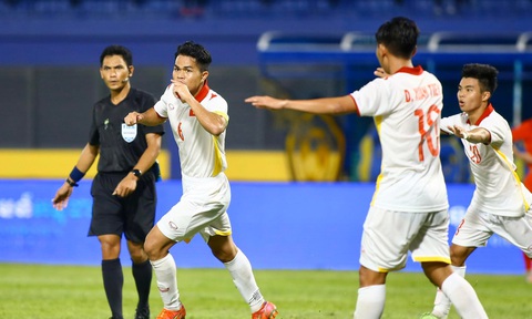 U23 Việt Nam - U23 Uzbekistan: Chờ Quang Nho trở lại khu trung tuyến - Ảnh 1. U23 Việt Nam - U23 Uzbekistan: Chờ Quang Nho trở lại khu trung tuyến - Ảnh 1.