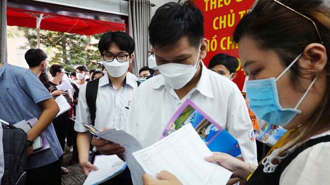 Kỳ thi đánh giá năng lực ĐH Quốc gia TP.HCM: 96,4% thí sinh dự thi - Ảnh 1. Kỳ thi đánh giá năng lực ĐH Quốc gia TP.HCM: 96,4% thí sinh dự thi - Ảnh 1.