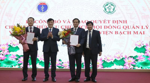 PGS.TS Đào Xuân Cơ được bổ nhiệm làm giám đốc Bệnh viện Bạch Mai - Ảnh 2. PGS.TS Đào Xuân Cơ được bổ nhiệm làm giám đốc Bệnh viện Bạch Mai - Ảnh 2.