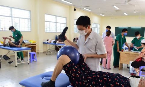 Không được lạm dụng khám hậu COVID-19 - Ảnh 3. Không được lạm dụng khám hậu COVID-19 - Ảnh 3.