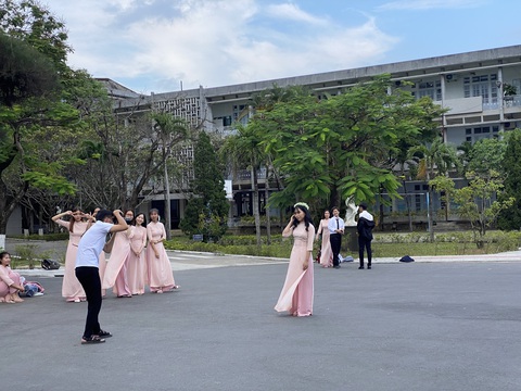 Giúp sinh viên nhận lại chính mình sau khi nhiễm COVID-19 - Ảnh 1. Giúp sinh viên nhận lại chính mình sau khi nhiễm COVID-19 - Ảnh 1.