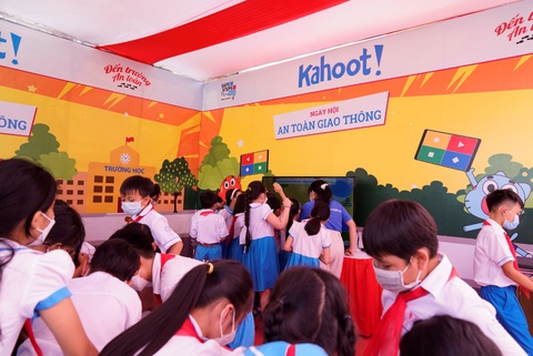 Prudential tổ chức Ngày hội An toàn giao thông cho học sinh Quảng Ngãi - Ảnh 1. Prudential tổ chức Ngày hội An toàn giao thông cho học sinh Quảng Ngãi - Ảnh 1.