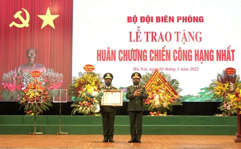 Lập chiến công đặc biệt xuất sắc, bộ đội biên phòng nhận Huân chương Chiến công hạng nhất - Ảnh 1. Lập chiến công đặc biệt xuất sắc, bộ đội biên phòng nhận Huân chương Chiến công hạng nhất - Ảnh 1.