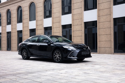 Toyota Camry 2022 vững vàng ngôi vương phân khúc sedan hạng D - Ảnh 3. Toyota Camry 2022 vững vàng ngôi vương phân khúc sedan hạng D - Ảnh 3.