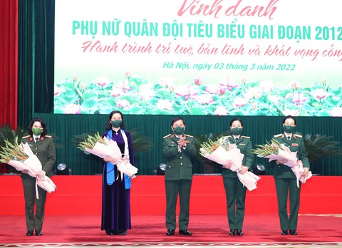 Bộ Quốc phòng vinh danh 378 phụ nữ quân đội tiêu biểu - Ảnh 1. Bộ Quốc phòng vinh danh 378 phụ nữ quân đội tiêu biểu - Ảnh 1.