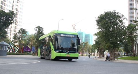 TP.HCM chạy tuyến xe buýt điện đầu tiên từ ngày 9-3 - Ảnh 1. TP.HCM chạy tuyến xe buýt điện đầu tiên từ ngày 9-3 - Ảnh 1.