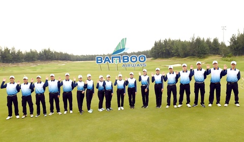 FLC Biscom tuyên bố tiếp tục tổ chức giải golf sau khi ông Trịnh Văn Quyết bị bắt - Ảnh 1. FLC Biscom tuyên bố tiếp tục tổ chức giải golf sau khi ông Trịnh Văn Quyết bị bắt - Ảnh 1.