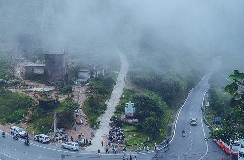 Săn mây trên đỉnh Hải Vân - Ảnh 3. Săn mây trên đỉnh Hải Vân - Ảnh 3.