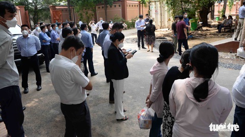 Phó chủ tịch UBND TP.HCM Lê Hòa Bình: Tư duy tiến bộ và quyết đoán - Ảnh 1. Phó chủ tịch UBND TP.HCM Lê Hòa Bình: Tư duy tiến bộ và quyết đoán - Ảnh 1.